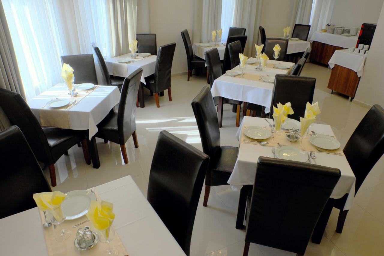 Vacz Hotel Eksteriør billede