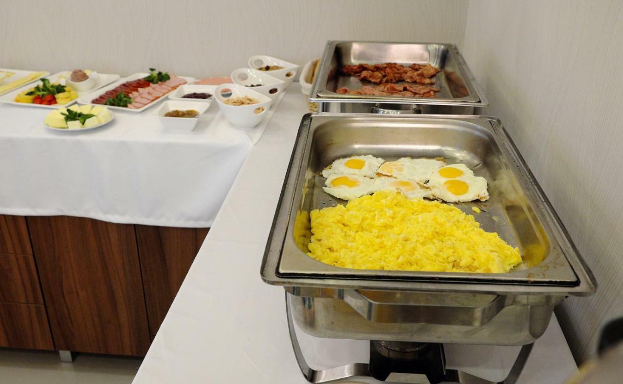 Vacz Hotel Eksteriør billede