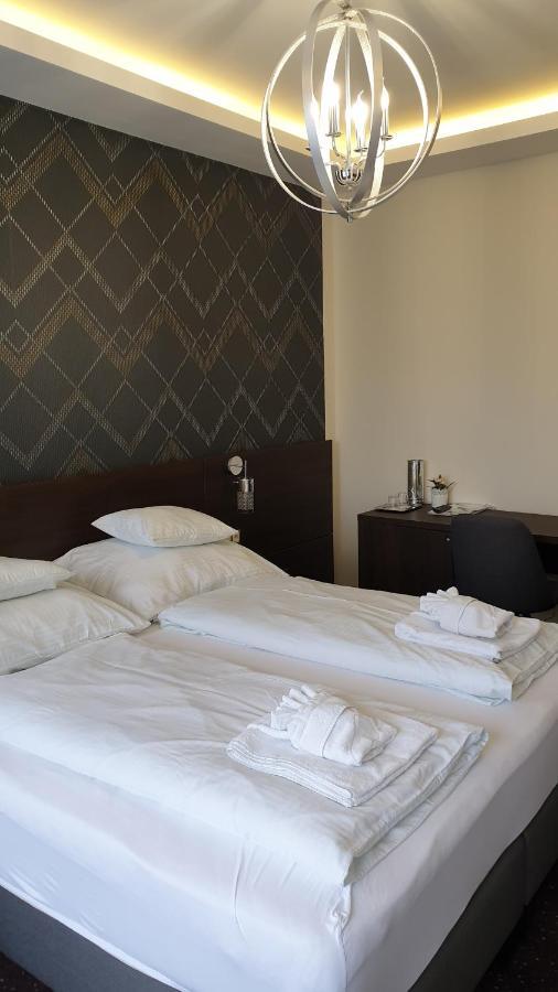 Vacz Hotel Eksteriør billede